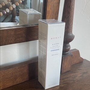 NWT Monat Be Balanced Foamy Cleanser